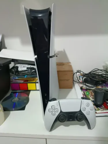 PS5 Slim mídia digital