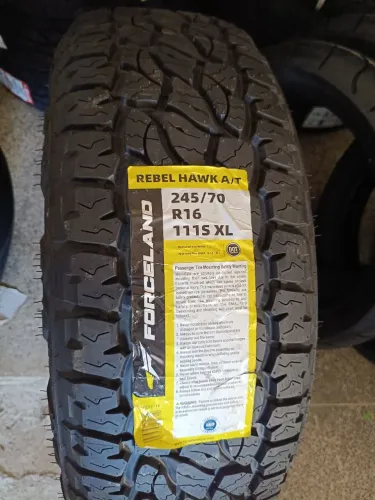 Pneu 245/70r16 at top de mais
