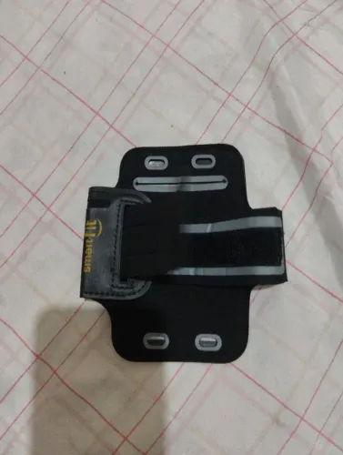 Prendedor com velcro pra cel pra braço ou canela.ular.