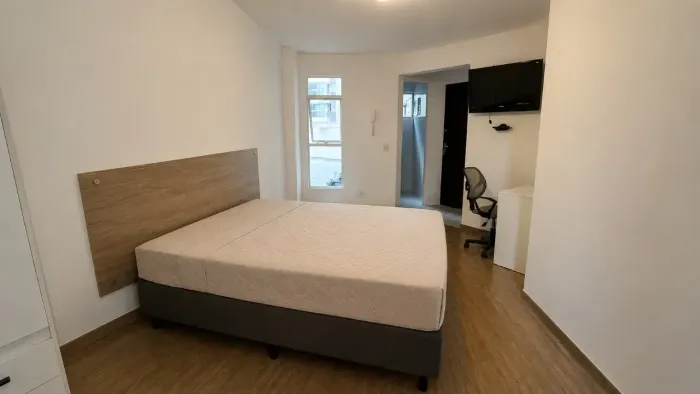 Apartamento Mobiliado para Locação no Bigorrilho, Curitiba - Sem Fiador