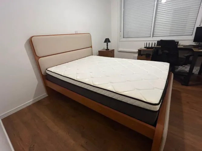 Vendo cama de Casal pouco uso