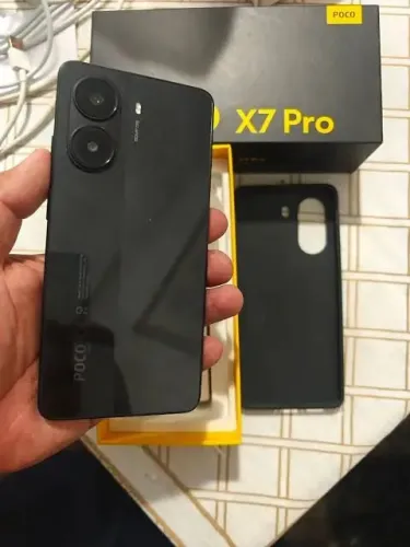 Poco X7 pro 512/12 trocou em Pc ou ps4 pro