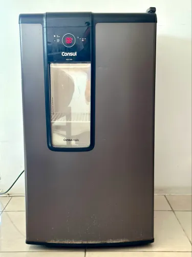 Cervejeira Consul Titanium 82L Frost Free - Gelando Perfeitamente