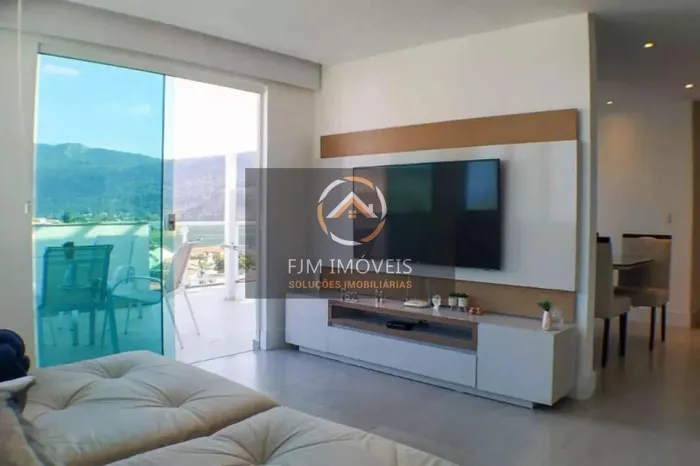 Cobertura à Venda em Piratininga, Niterói  140m², 3 Suítes