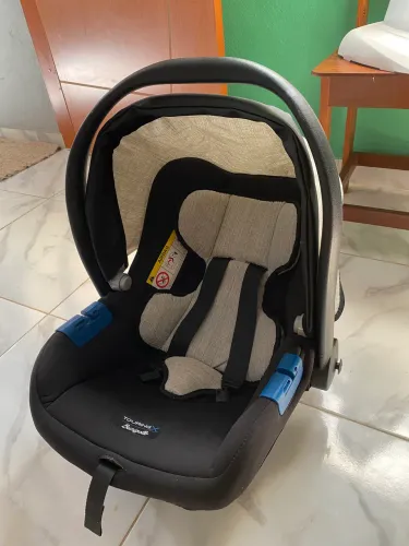 Bebê conforto Burigotto