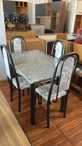 Mesa nova 4 cadeiras 1.20 MT