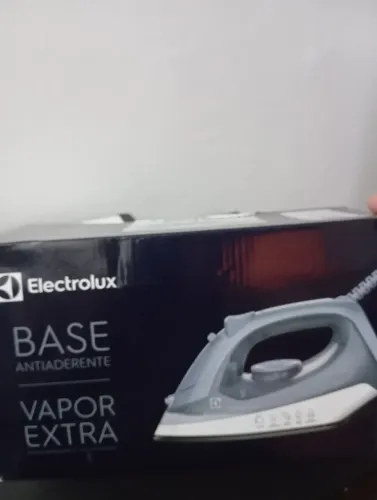 Ferro Electrolux a vapor (na caixa nunca usado)