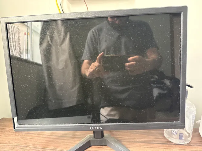 Monitor LED Ultra 19 Polegadas - Funcionando Perfeitamente