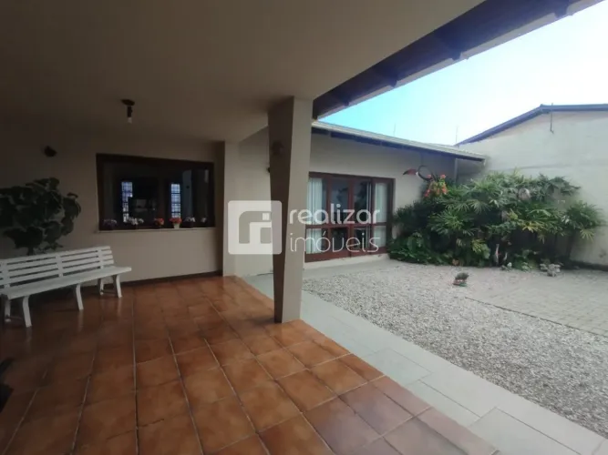 Casa Comercial no bairro Jardim Anchieta - Florianópolis