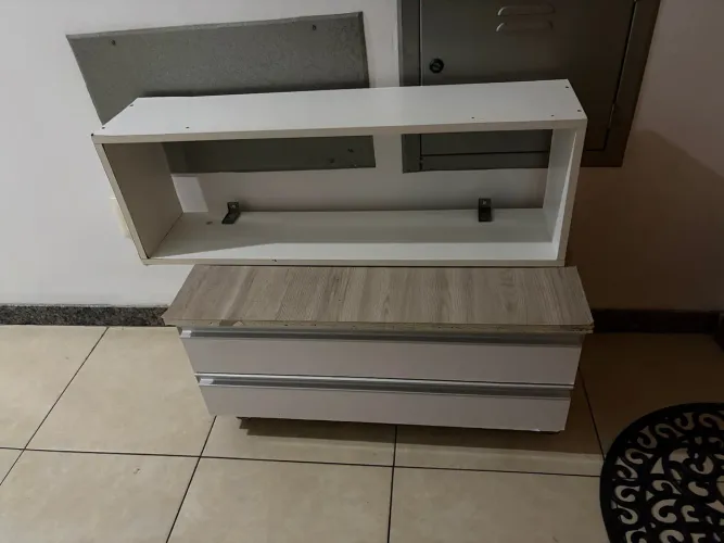 Guarda roupa para doação