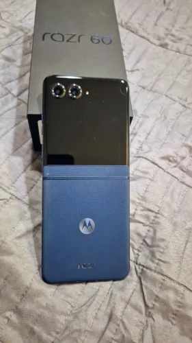 Motorola RAZR 60 azul