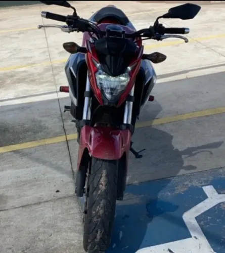 Vendo essa linda CB 500f