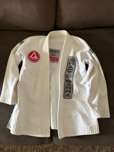 Kimono gracie Barra GB1