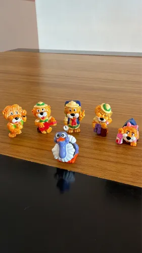 Brindes Promocionais (kinder ovo)