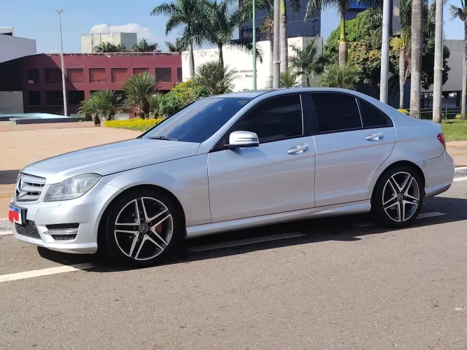 Mercedes-Benz C-180 CGI Sport 1.6 TB 16V 156cv Aut. 2014