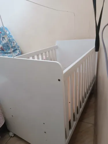 Berço usado poucas marcas de uso 