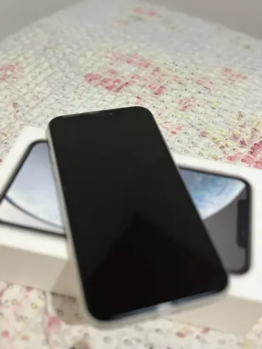 iPhone XR 64GB