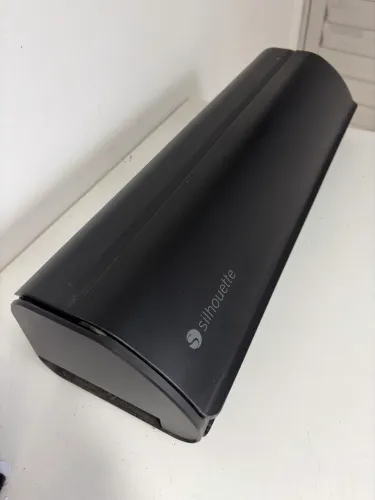 Silhouette Cameo 5 Preto Fosco - Máquina de Recorte Avançada