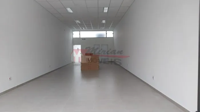 Lojas comerciais no Balneário São João Batista