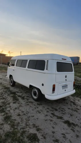 Volkswagen Kombi Standard 1.4 MI Total Flex 8V 2013