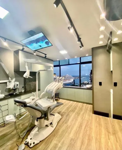 Sala comercial com consultório Odontológico completo