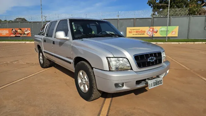 Chevrolet S10 Blazer DLX 2.8 4X4 TB Interc. Diesel 2001