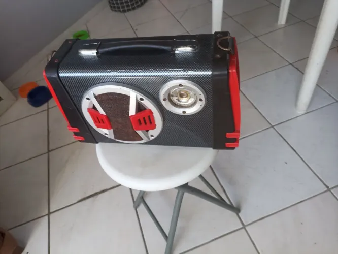 Caixa de som portátil amvox ACA 110