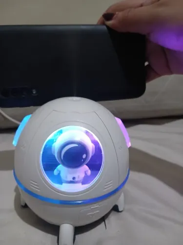 Umidificador astronauta