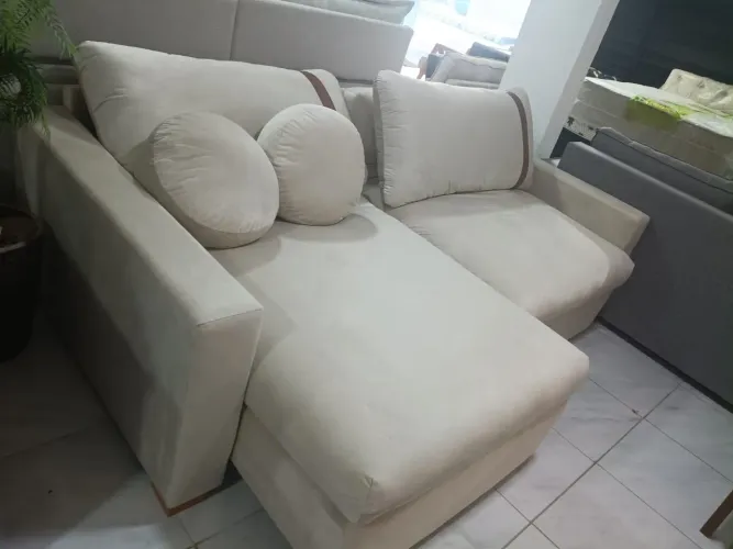 Sofá cama Artemis largura 1.20 comprimento 2.30 abertura 1.50 fechado 1.15 vem com 4 almof