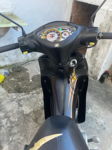 Biz 125 ES 