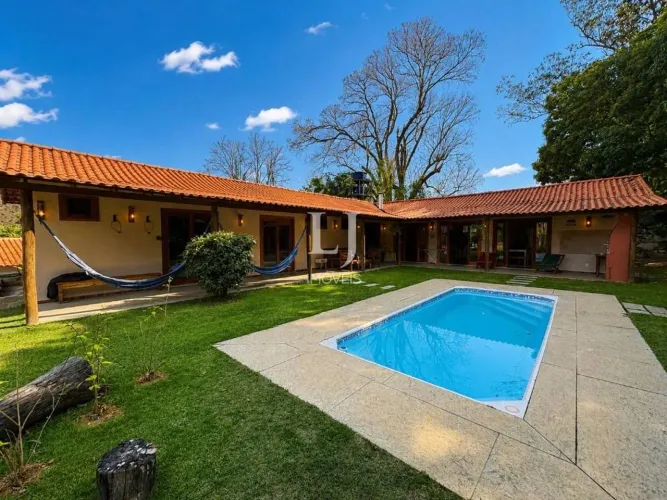 Casa em Areal à venda, 200 m² por R$ 1.200.000 - Areal - Petrópolis/RJ
