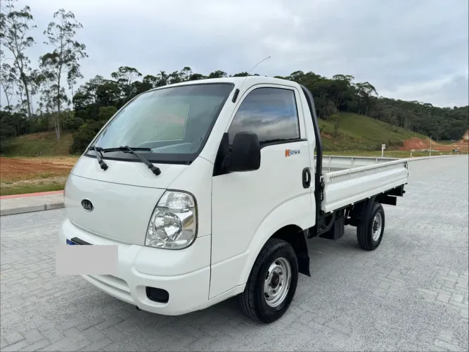 Kia Motors Bongo K-2500 2.5 4X2 TB Diesel 2011