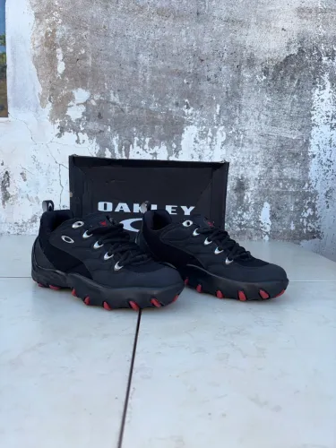tênis oakley teeth jet black rp 39/40