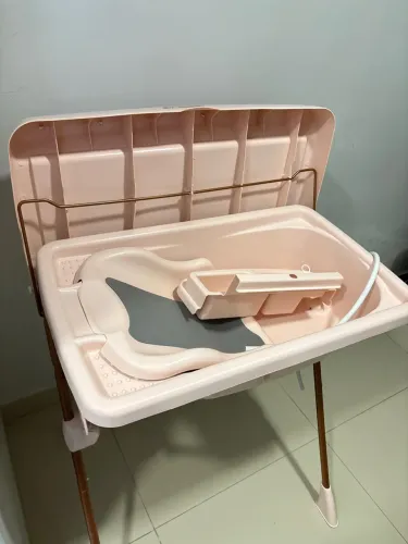 Banheira com trocador