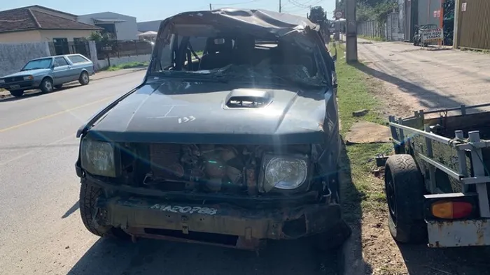 Pajero sucata 