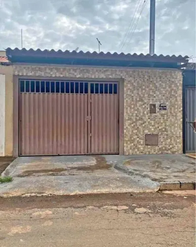 - Casa no Jardim América