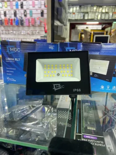 Refletor 50w 4000lumens 6500k ip66 100-250v Elétrica 