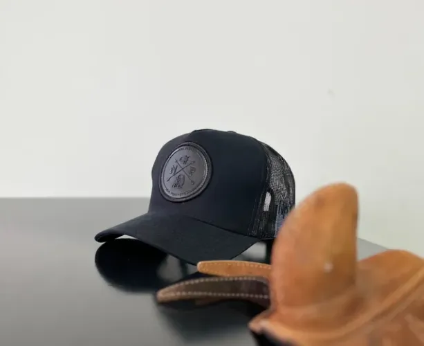 Boné trucker vaquejada 