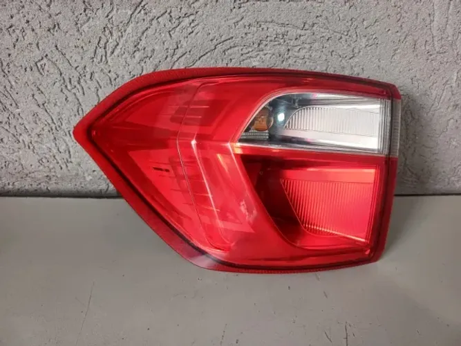 Lanterna Esquerda Ford EcoSport 2018