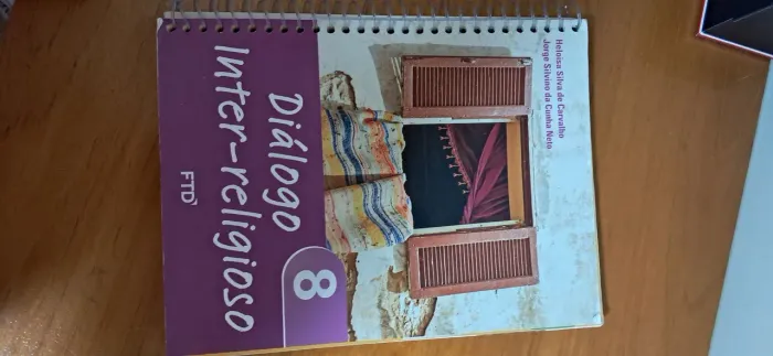 Livro de religião DIÁLOGO INTER-RELIGIOSO 8 ano