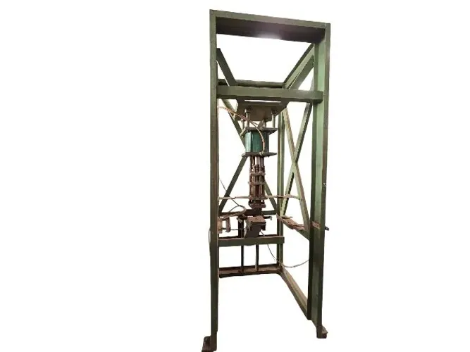 Prensa pneumática 2 t estrutura 1x1x2,85 m 