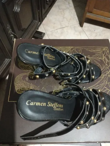 Sandália de salto alto Carmen Steffens comfort