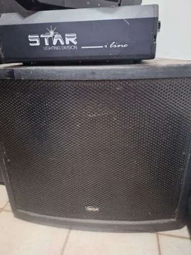 Vendo par de Sub Woofer WGK grave passivo de 15" 1.000W