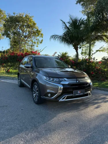Mitsubishi Outlander diesel 2022