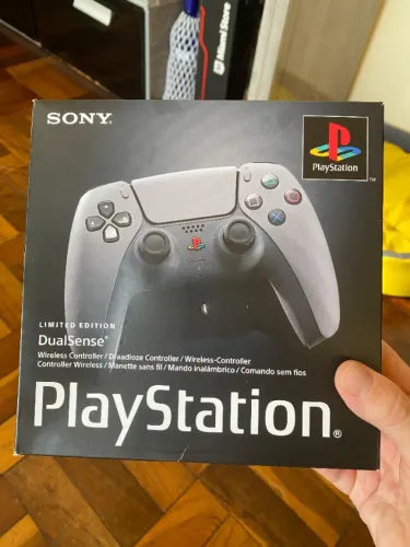 Controle PS5 30 anos anniversary