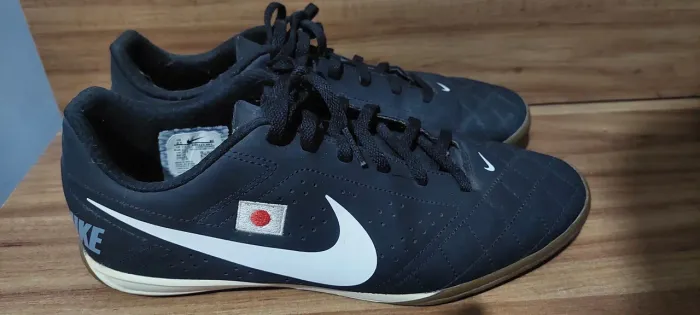 Chuteira Nike 40