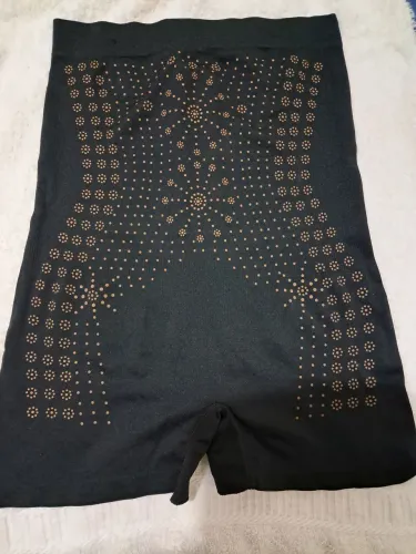 Shorts Modelador com Detalhes