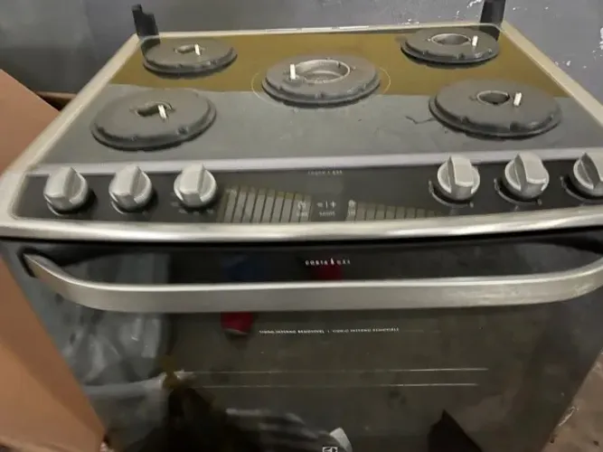 Vendo Fogão de Embutir 5 Bocas Electrolux 76EXV Classe A 127V Prata