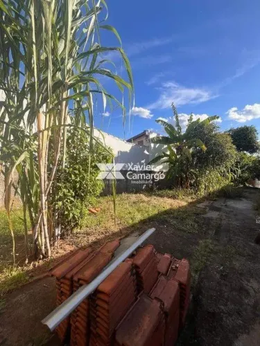 Terreno à venda no Parque São Jorge.