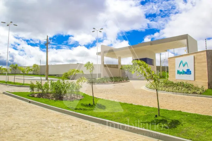 Lote de esquina no Monteville com 237m2
